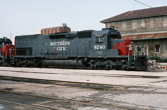 Slide 450-04