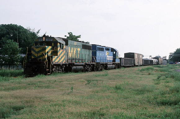 Slide 509-32