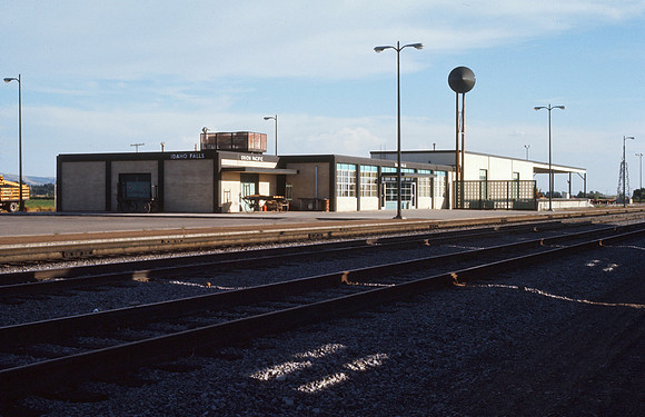 Slide 160-08