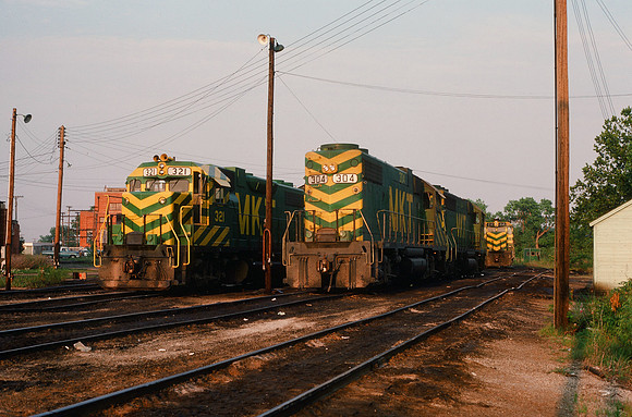 Slide 253-03