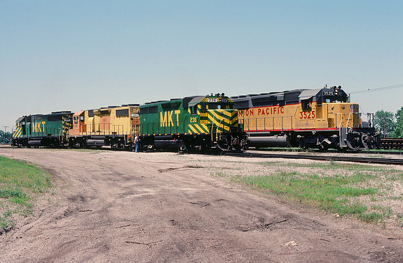 Slide 421-08