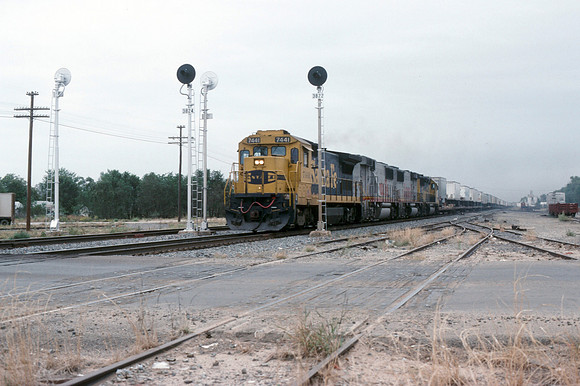 Slide 568-05