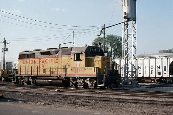 Slide 301-03