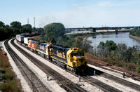 Set 36 ATSF Signals & Trains
