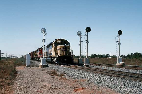Slide 585-01